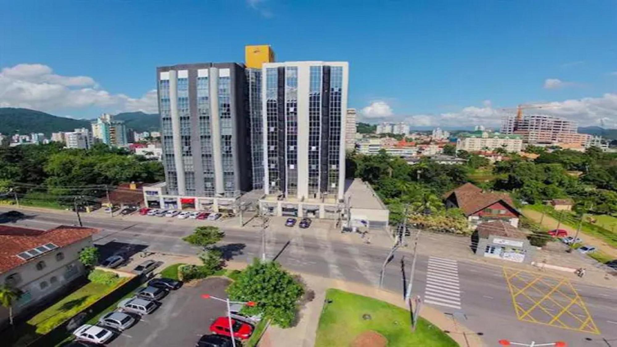 Saint Sebastian Flat 716 - Com Hidro! Ate 3 Pessoas, Duplex, No Centro Jaraguá do Sul Exterior foto